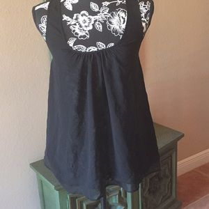 Fine line embroidery tank